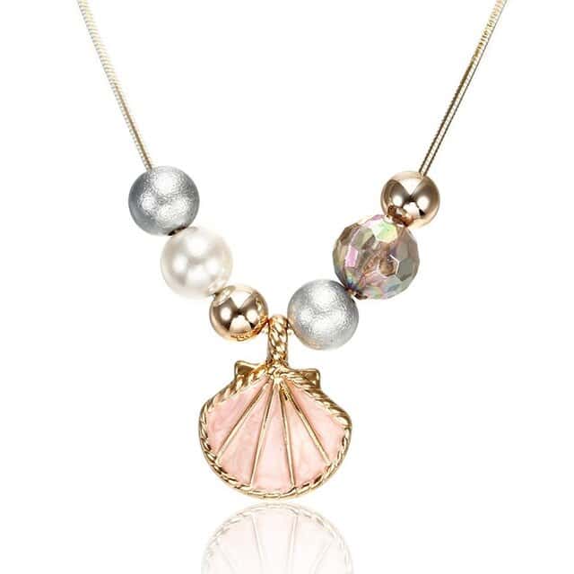 Collar De Conchas Vieiras Salmón Y Perlas