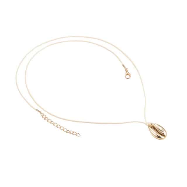 Collar De Conchas Cauri Dorado