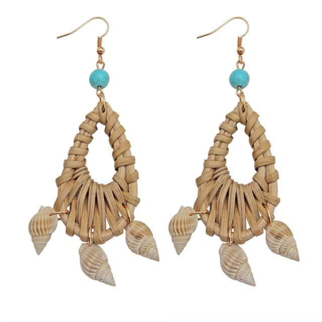 Pendientes Conchas Ratán Y Perlas Azules