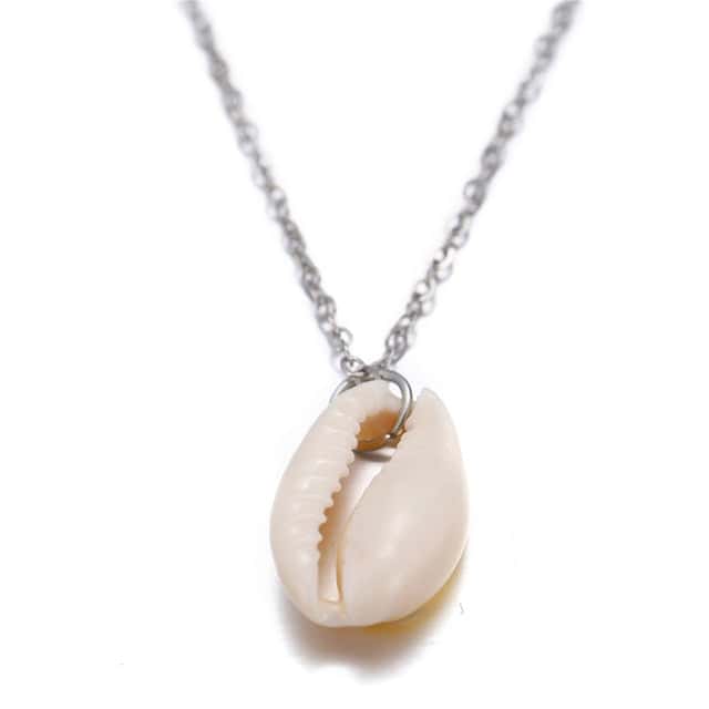Collar De Conchas Caracola Blanca Y Cadena Plateada