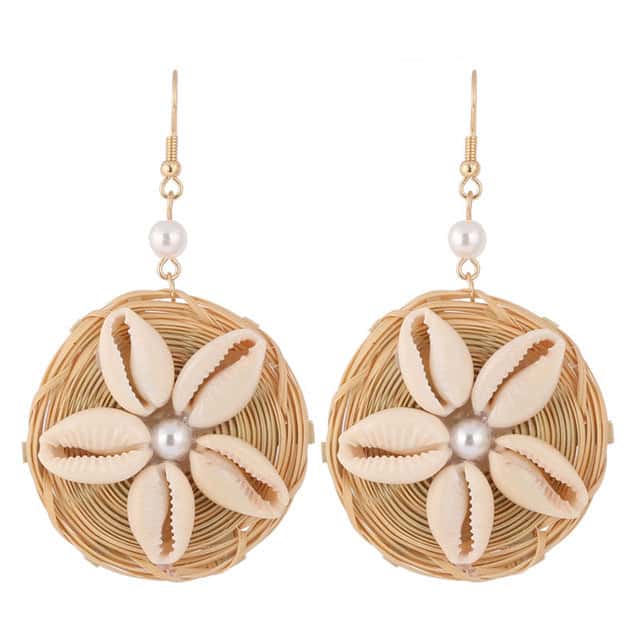 Pendientes Conchas Perlas Y Mimbre Claro