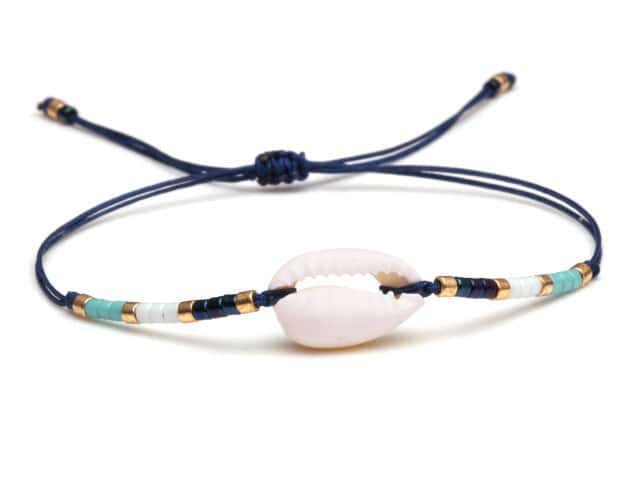 Pulsera Conchas Cauri Cordón Azul Noche
