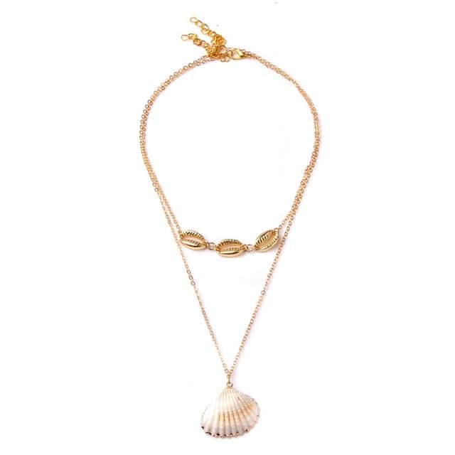 Colgante Concha Bucarde Dorado "Emilie"